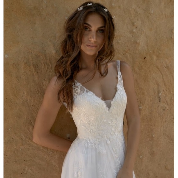 Madi Lane - Harper in Ivory/Ivory, US Size 6, Never sized, never worn - Picture 3 of 8